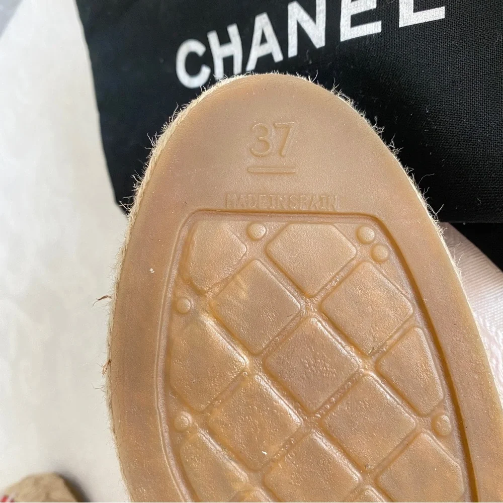 CHANEL coral red Lambskin CC Espadrilles
